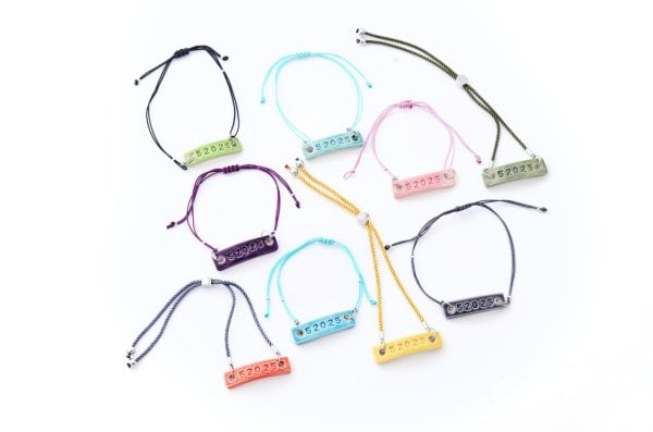 52025 Sayılı Bileklik