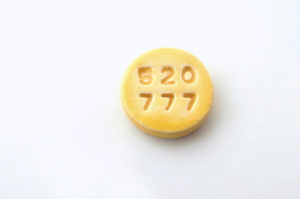 520 777 Sayılı Cüzdanlık Sarı